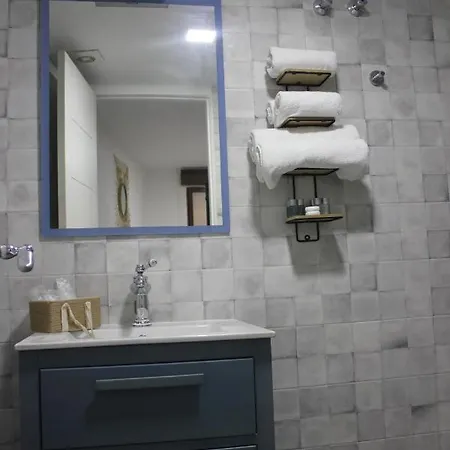 Loft Turistico En Casco Historico, Wifi Y Tv Satelite Gratis